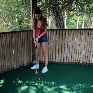 Meet your Posher, Desiree